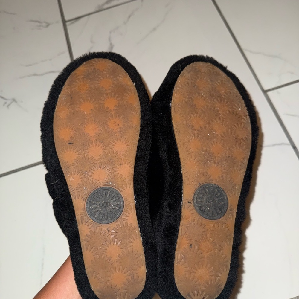 Ugg Fluff Yeah Black Slides - image 4